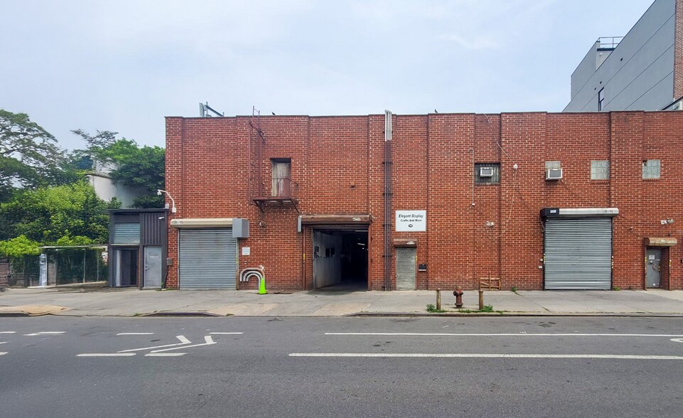 1529 Dean St, Brooklyn, NY à louer - Photo de l’immeuble – Image 1 sur 1