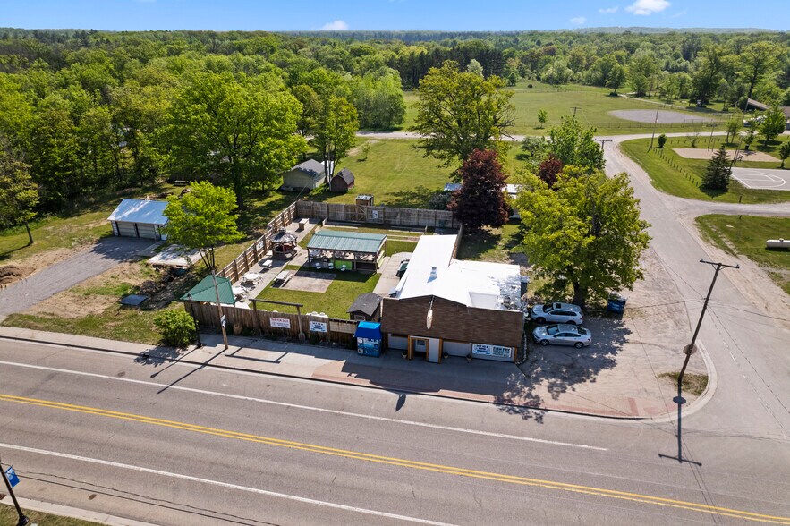 4262 N Abbe Rd, Comins, MI à vendre - Photo de l’immeuble – Image 2 sur 22