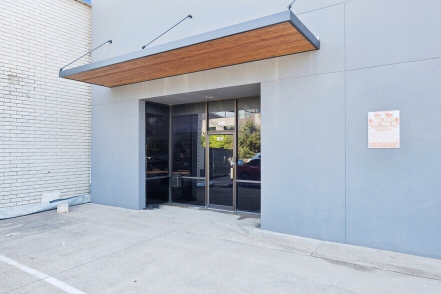 4748 Algiers St, Dallas, TX à louer - Photo de l’immeuble – Image 3 sur 17