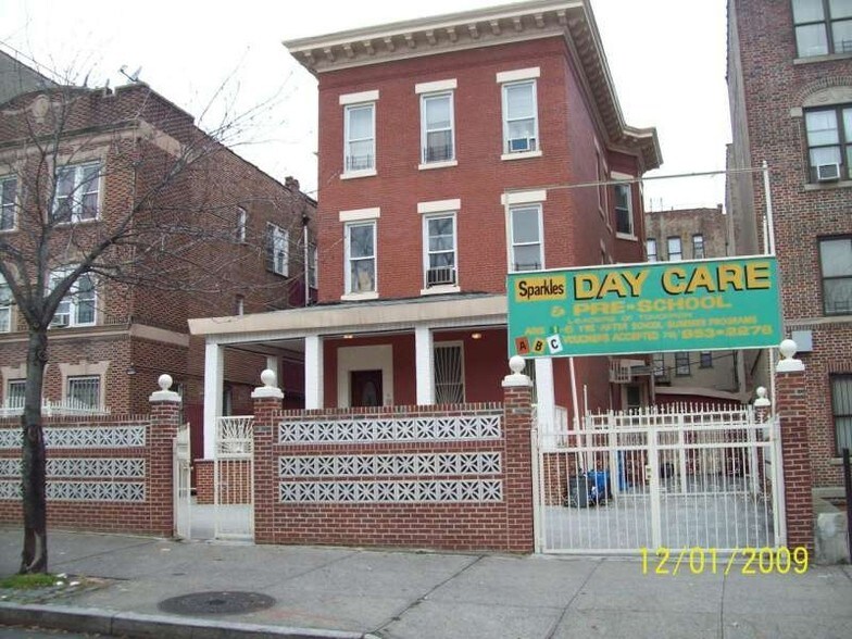 1367 Eastern Pky, Brooklyn, NY à louer - Photo de l’immeuble – Image 2 sur 6