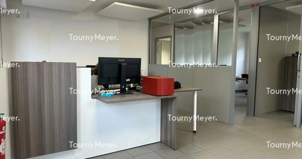 Local d’activités dans Couëron à louer - Photo intérieure – Image 2 sur 5