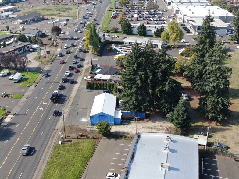 12200 NE Fourth Plain Blvd, Vancouver, WA à vendre - Photo de l’immeuble – Image 3 sur 11