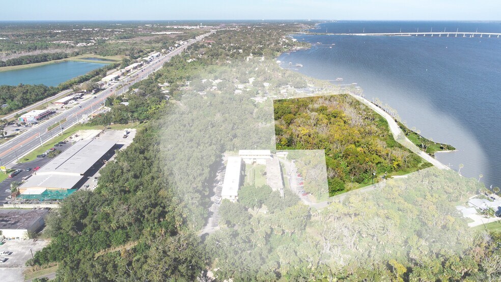 620 Dixon Blvd, Cocoa, FL à vendre - Photo de l’immeuble – Image 2 sur 16