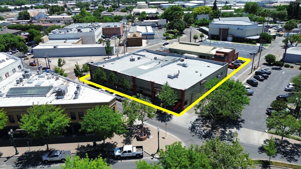250 Market St, Turlock, CA à vendre - Photo de l’immeuble – Image 1 sur 5