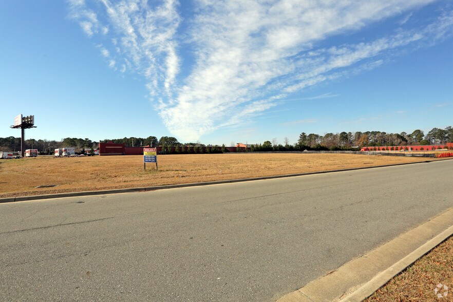 104 Tenth Pl, Goldsboro, NC à vendre - Photo principale – Image 1 sur 3