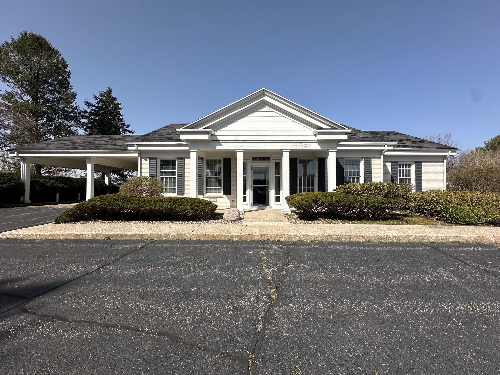 8275 N 32nd St, Richland, MI à louer Photo principale– Image 1 sur 13