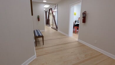 1420 Irving St, Rahway, NJ à louer - Vidéo sur l’annonce professionnelle