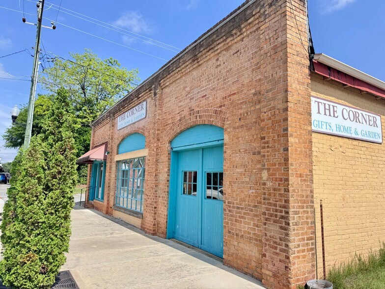 120 Depot St, Hartwell, GA à vendre - Photo de l’immeuble – Image 3 sur 16