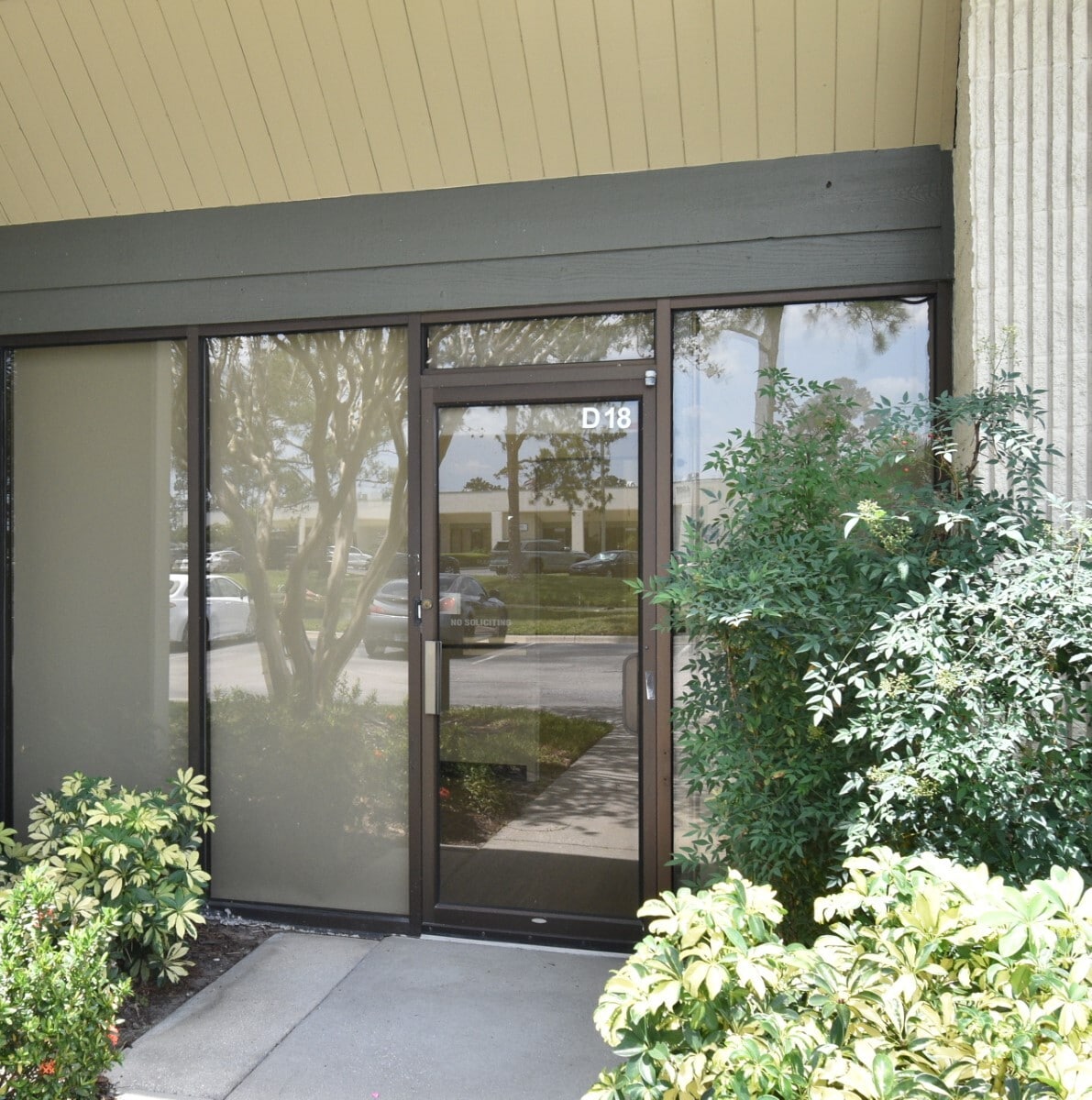 4303 Vineland Rd, Orlando, FL à louer Photo de l’immeuble– Image 1 sur 8