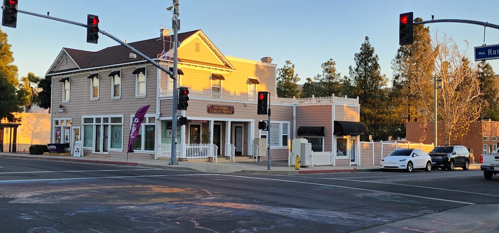 12 S San Gorgonio Ave, Banning, CA à louer - Photo de l’immeuble – Image 3 sur 34