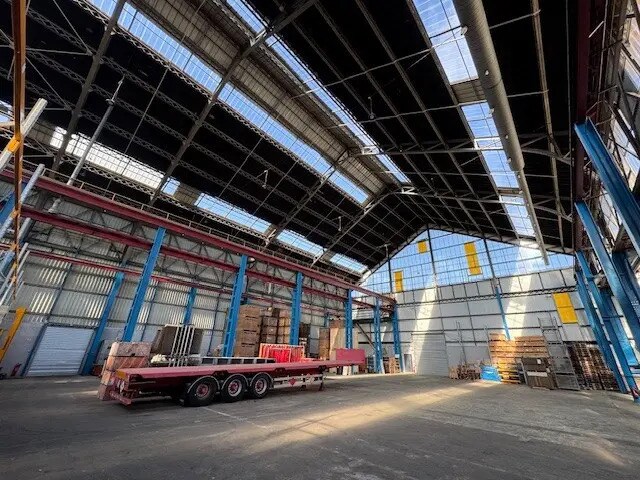 Plus de détails pour Industriel/Logistique à louer