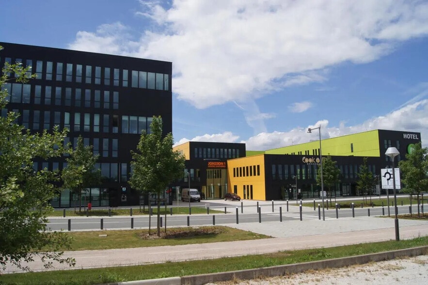 Bureau dans Meroux-Moval à louer - Photo de l’immeuble – Image 2 sur 5