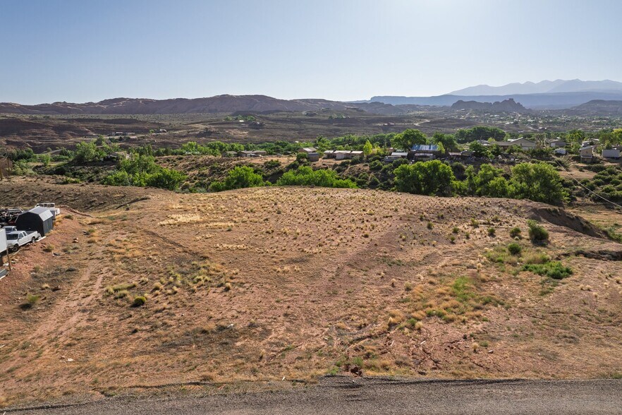 1880 Skyline Dr, Moab, UT à vendre - Photo de l’immeuble – Image 3 sur 36