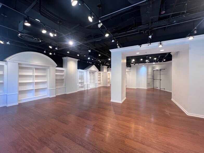 3401 38th St NW, Washington, DC à louer - Photo de l’immeuble – Image 2 sur 8