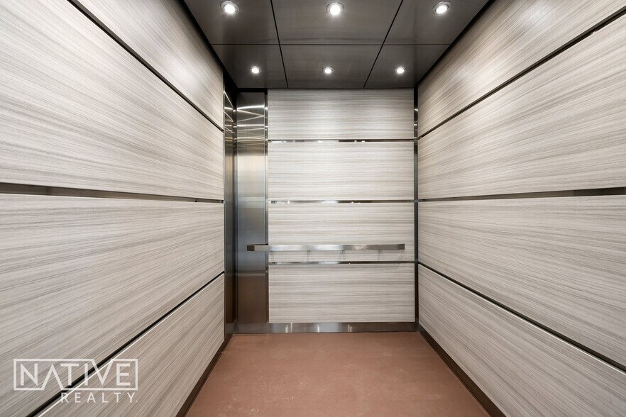 2115 Hollywood Blvd, Hollywood, FL à louer - Photo de l’immeuble – Image 3 sur 35