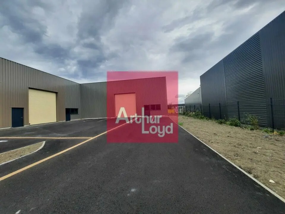 Local d’activités dans La Roche-Blanche à louer Photo de l’immeuble– Image 1 sur 10