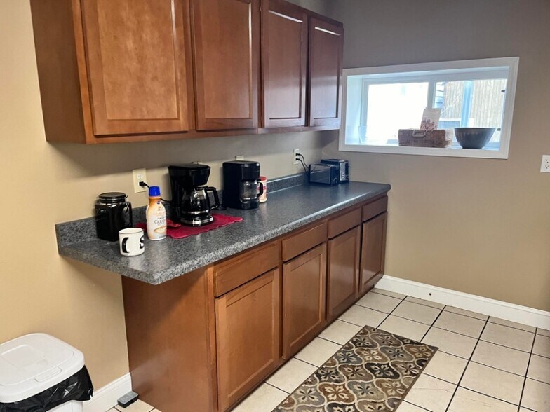 1905 Route 75, Kenova, WV à vendre - Photo de l’immeuble – Image 3 sur 32