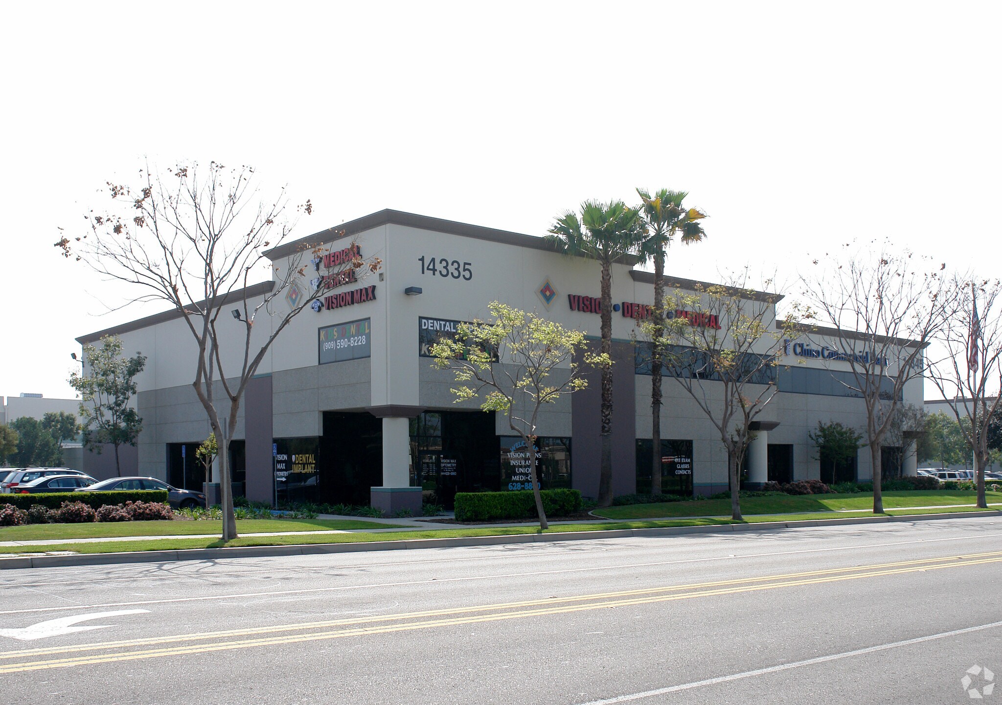 14335-14345 Pipeline Ave, Chino, CA à louer Photo de l’immeuble– Image 1 sur 10