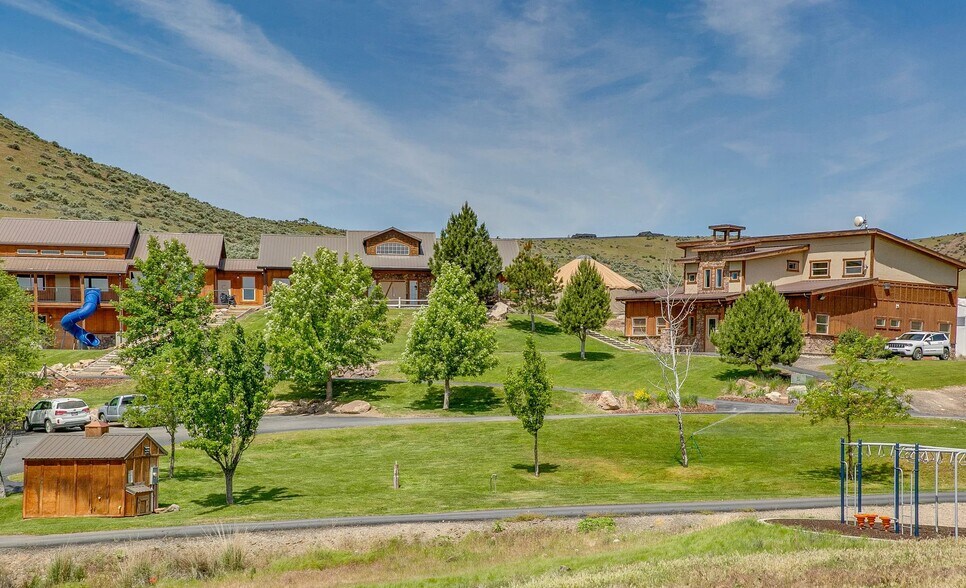 5001 Cherry Gulch Ln, Emmett, ID à vendre - Photo de l’immeuble – Image 2 sur 29
