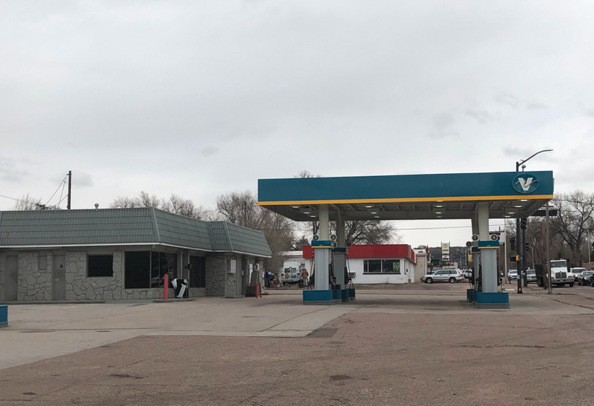 712 E Fillmore St, Colorado Springs, CO à vendre - Photo de l’immeuble – Image 2 sur 3