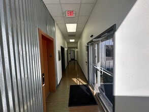 5712 Val Verde St, Houston, TX à vendre Photo intérieure– Image 2 sur 25