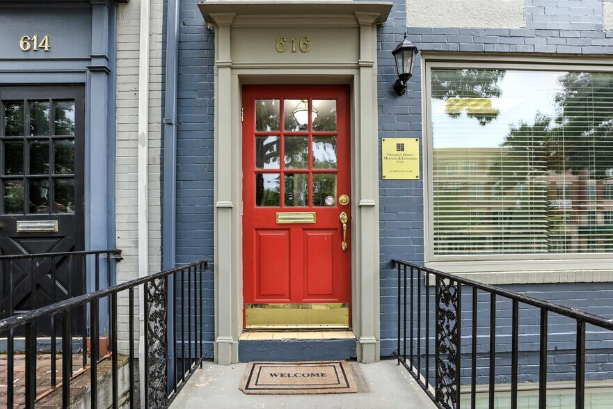 616 N Washington St, Alexandria, VA à louer - Photo de l’immeuble – Image 3 sur 33