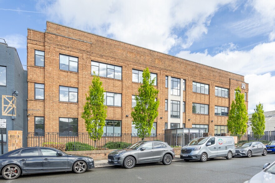 114 Power Rd, Londres à louer - Photo principale – Image 2 sur 59
