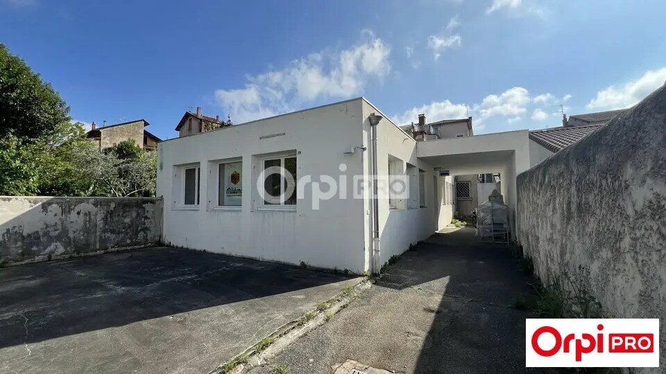 Local commercial dans Romans-sur-Isère à vendre - Photo de l’immeuble – Image 2 sur 12