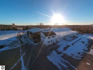 Plus de détails pour 8055 Angell Rd, Williamsburg, MI - Industriel/Logistique à vendre