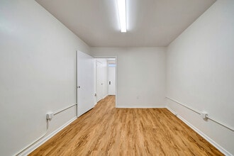 4914 Lankershim Blvd, North Hollywood, CA à louer Photo intérieure– Image 1 sur 8