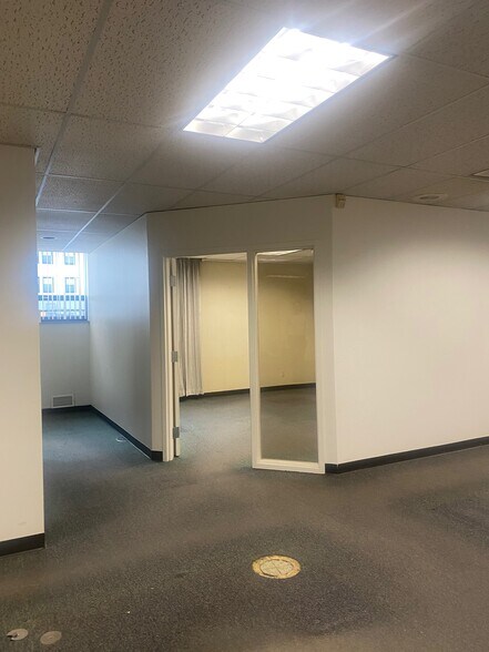 735 Delaware Ave, Buffalo, NY à vendre - Photo de l’immeuble – Image 3 sur 6