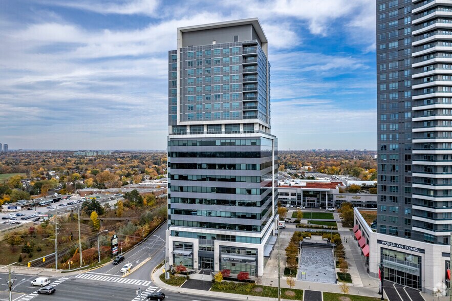 7191 Yonge St, Markham, ON à vendre - Photo de l’immeuble – Image 3 sur 50
