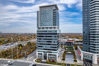 7191 Yonge St, Markham, ON - VUE AÉRIENNE  vue de carte - Image1