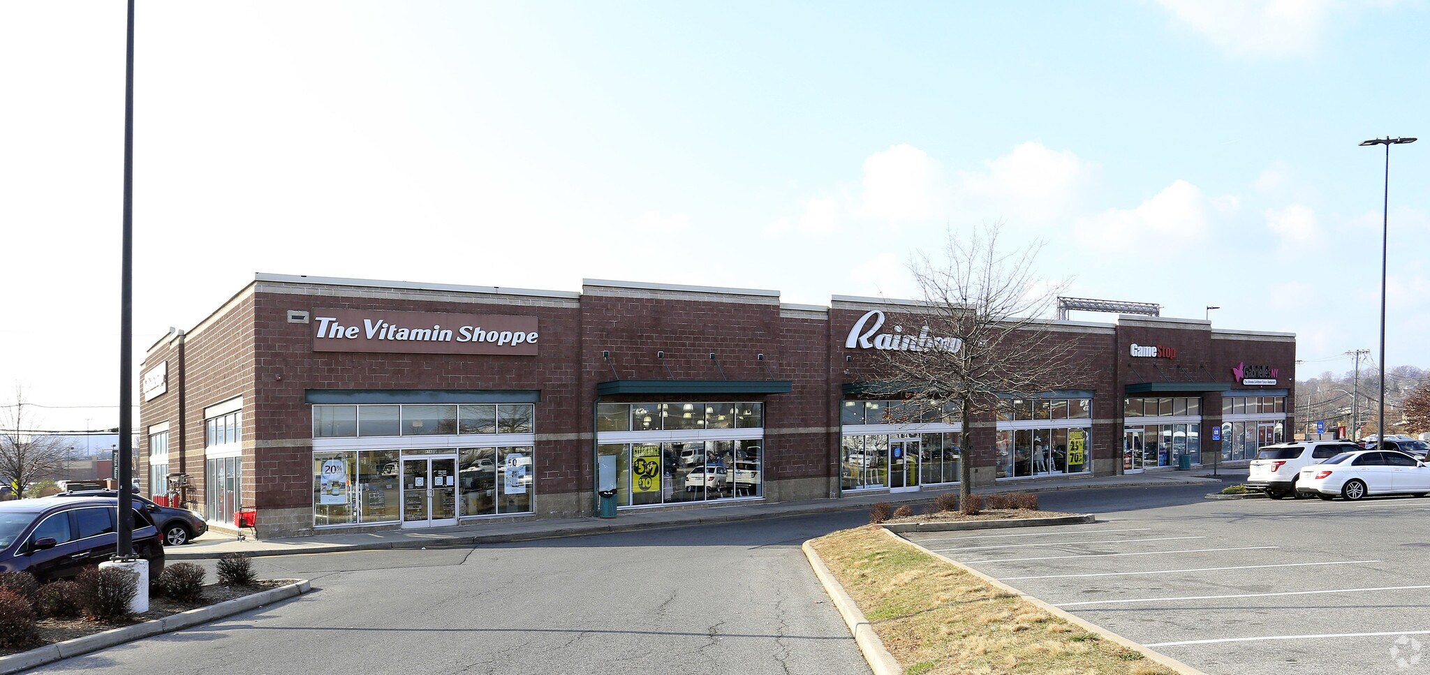 4785 Boston Post Rd, Pelham, NY à louer Photo principale– Image 1 sur 4