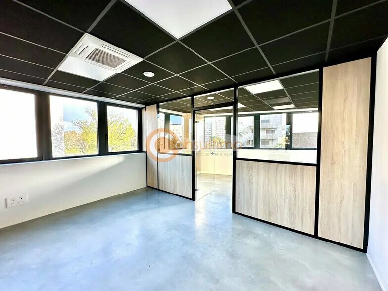 Bureau dans Talence à vendre - Photo de l’immeuble – Image 2 sur 8