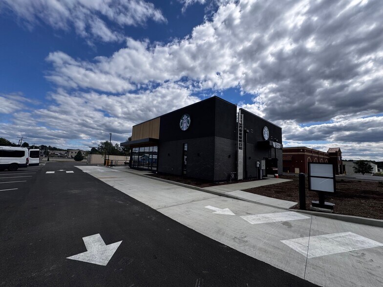 232 Midway Dr, Dubois, PA à vendre - Photo de l’immeuble – Image 2 sur 4