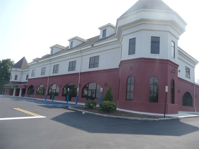 745 Route 17 M, Monroe, NY à louer - Photo de l’immeuble – Image 2 sur 7