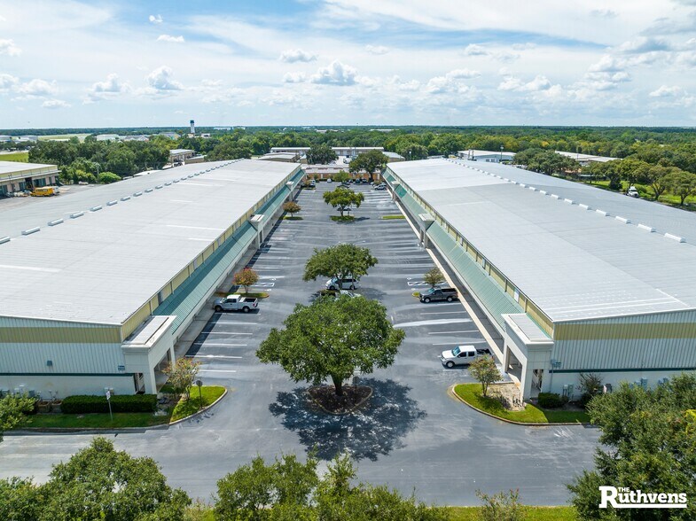 3125 Drane Field Rd, Lakeland, FL à louer - Photo de l’immeuble – Image 3 sur 19