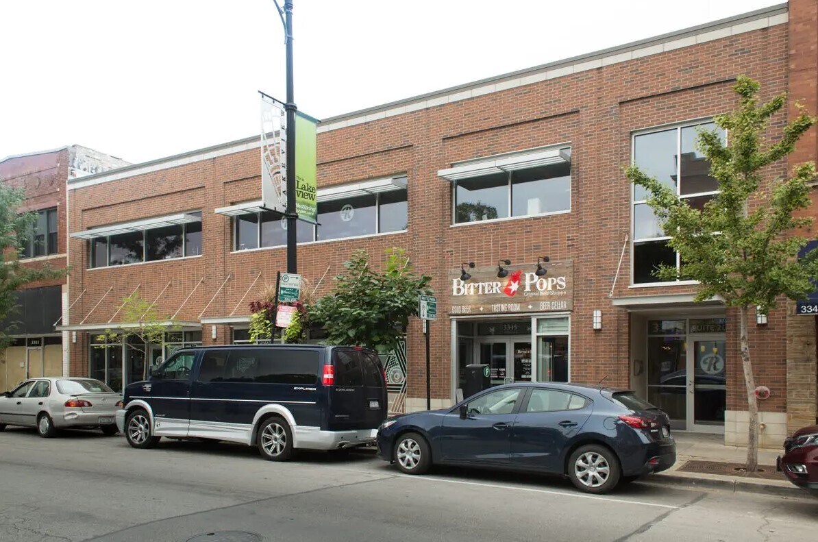 3345 N Lincoln Ave, Chicago, IL à louer Photo de l’immeuble– Image 1 sur 14