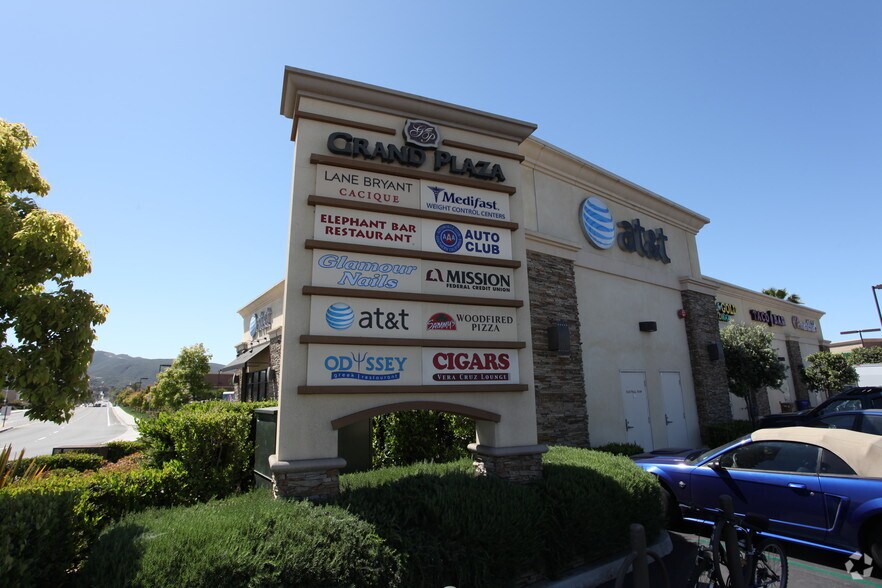 101-197 S Las Posas Rd, San Marcos, CA à louer - Photo de l’immeuble – Image 3 sur 9