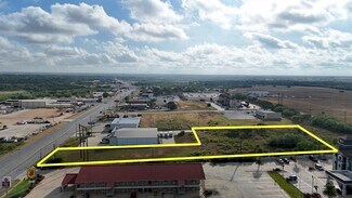 Plus de détails pour 1827 Oaklawn Rd, Pleasanton, TX - Terrain à vendre