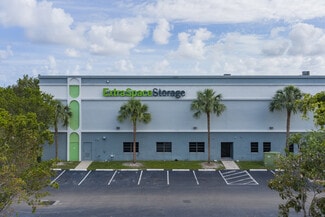 Plus de détails pour 4950 N Dixie Hwy, Oakland Park, FL - Bureau/Local commercial à louer