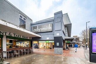 Plus de détails pour Old St, Ashton Under Lyne - Local commercial à louer
