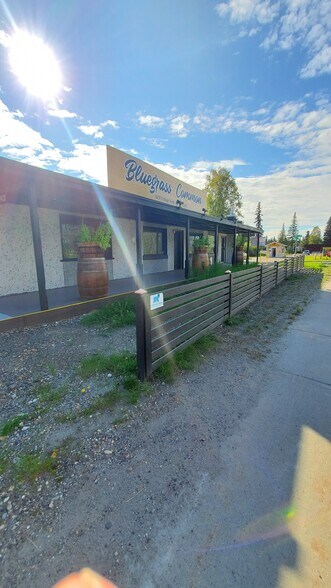 1019 College Rd, Fairbanks, AK à vendre - Photo de l’immeuble – Image 2 sur 4