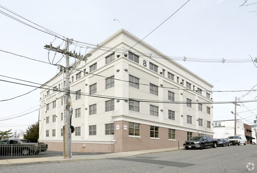 8 Robbins St, Toms River, NJ à louer - Photo principale – Image 1 sur 2