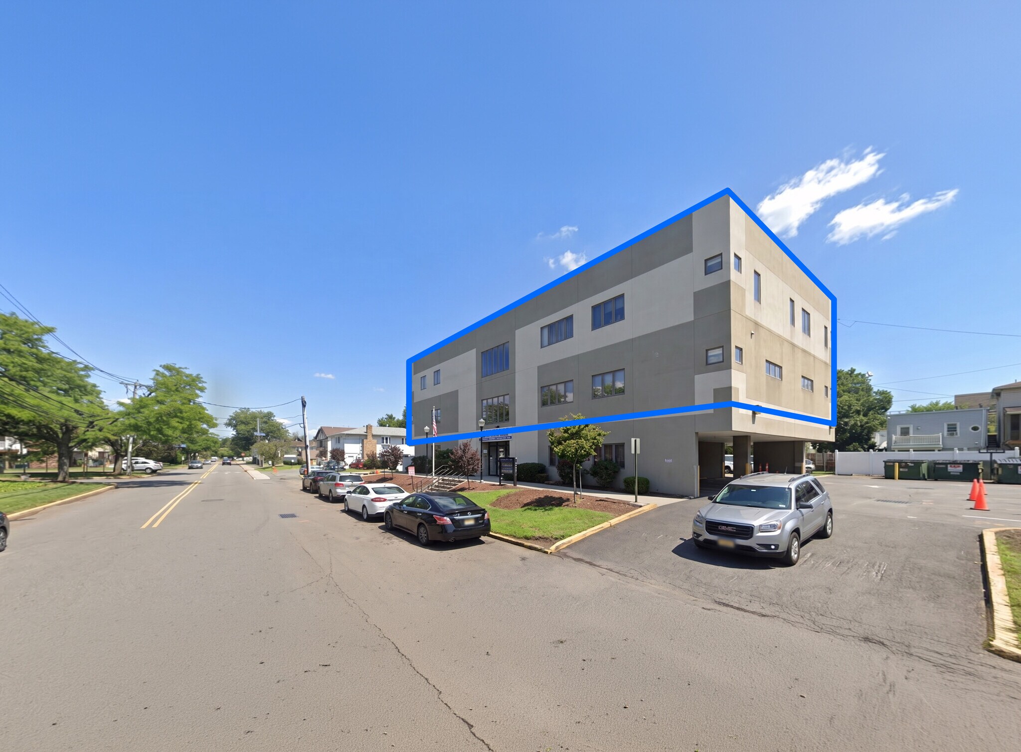 714 10th St, Secaucus, NJ à louer Photo de l’immeuble– Image 1 sur 2