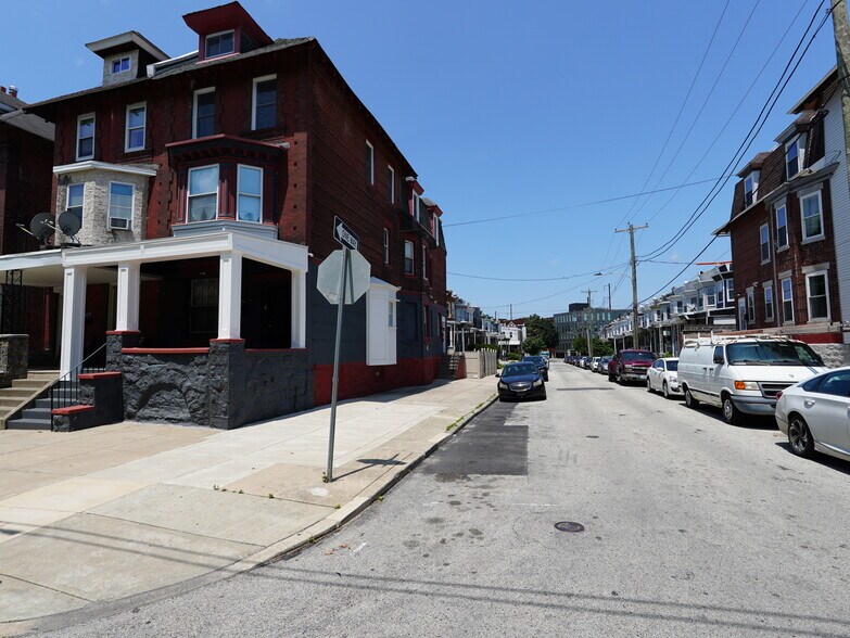 5013 Chester Ave, Philadelphia, PA à vendre - Photo de l’immeuble – Image 3 sur 11