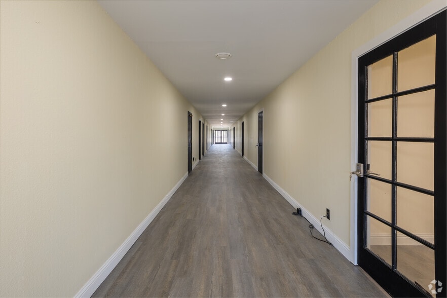 3625 Mission Ave, Carmichael, CA à louer - Photo intérieure – Image 2 sur 23