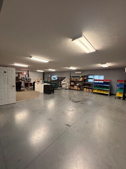 2139 Magnum Cir, Lincoln, NE à louer - Photo de l’immeuble – Image 3 sur 25