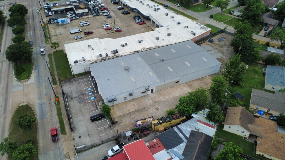 3003 Bingle Rd, Houston, TX à vendre - Photo de l’immeuble – Image 2 sur 13